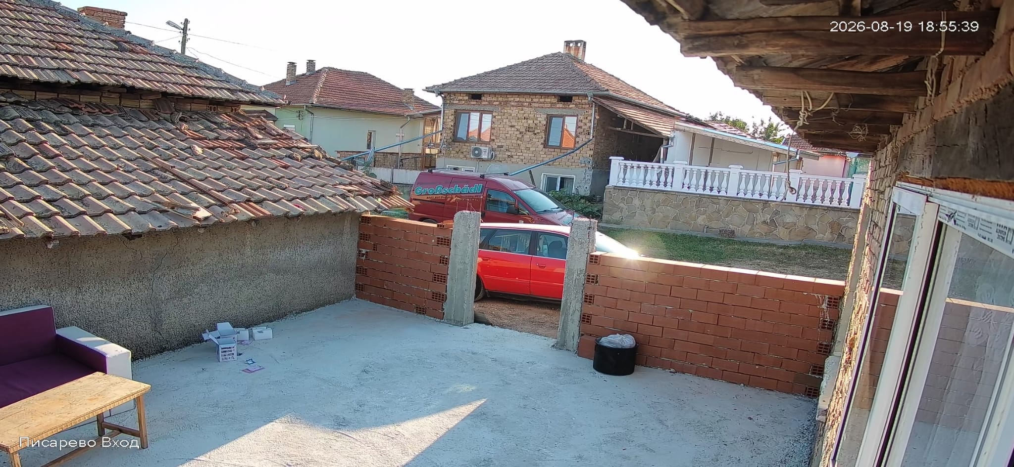Монтаж на 2 броя 8MP Dahua PT камери за къща в село Писарево